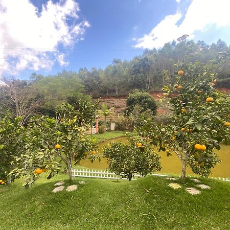 Chale Da Estancia Santa Teresa - Es Alto Sao Lourenco- Proximo Ao Circuito Caravaggio Buitenkant foto